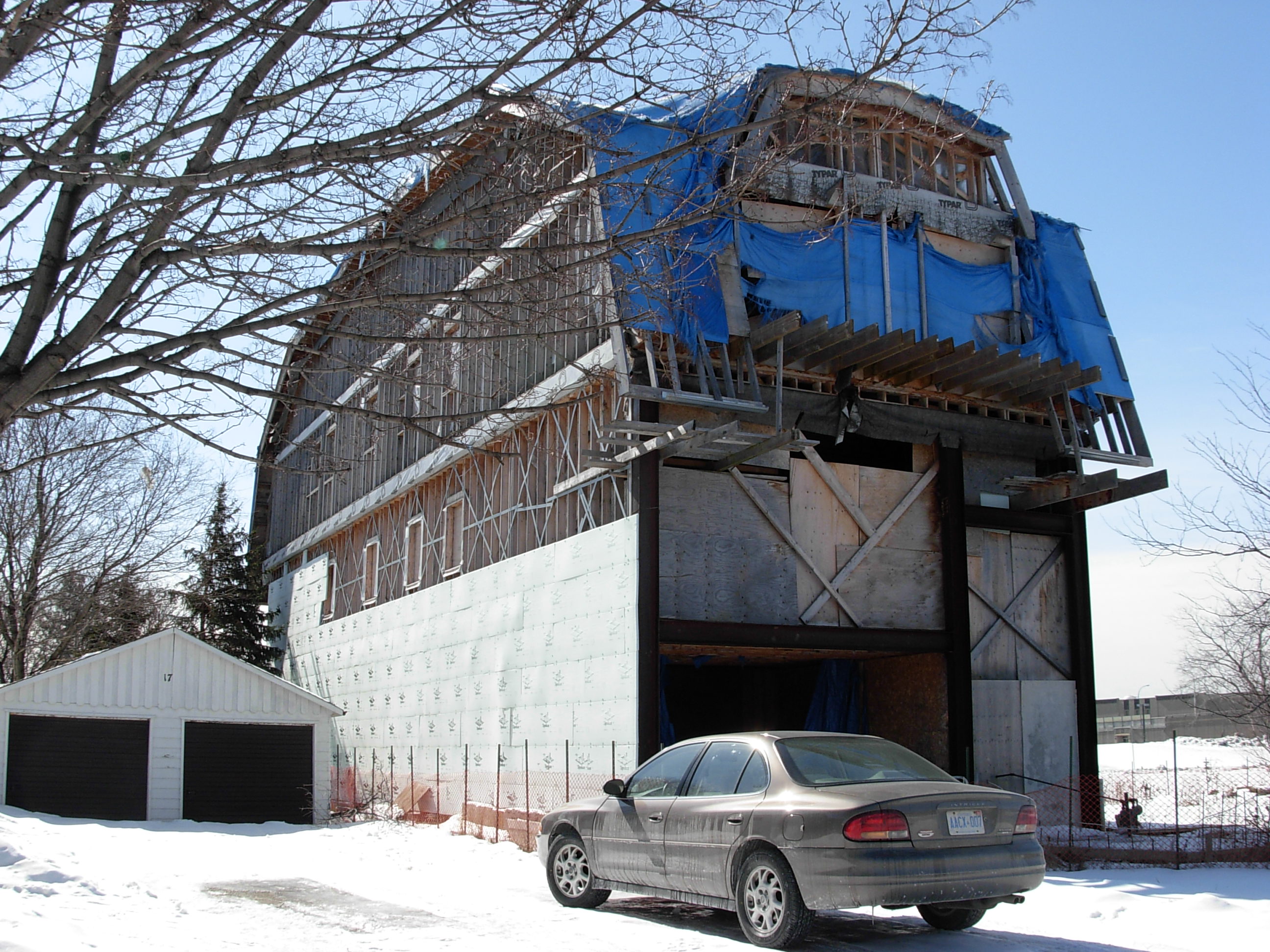 arch-173-narrative-assignment-about-the-abandoned-house